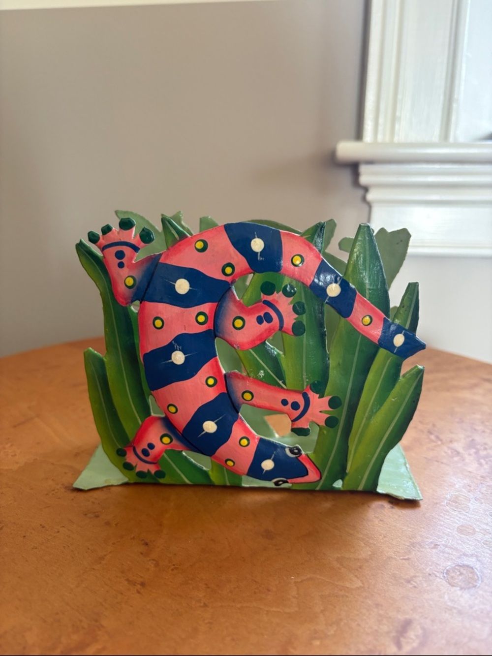 Hand-Painted Pink & Navy Lizard napkin holder
